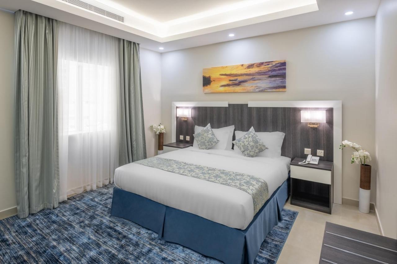 Semat ApartHotel Jeddah Bagian luar foto