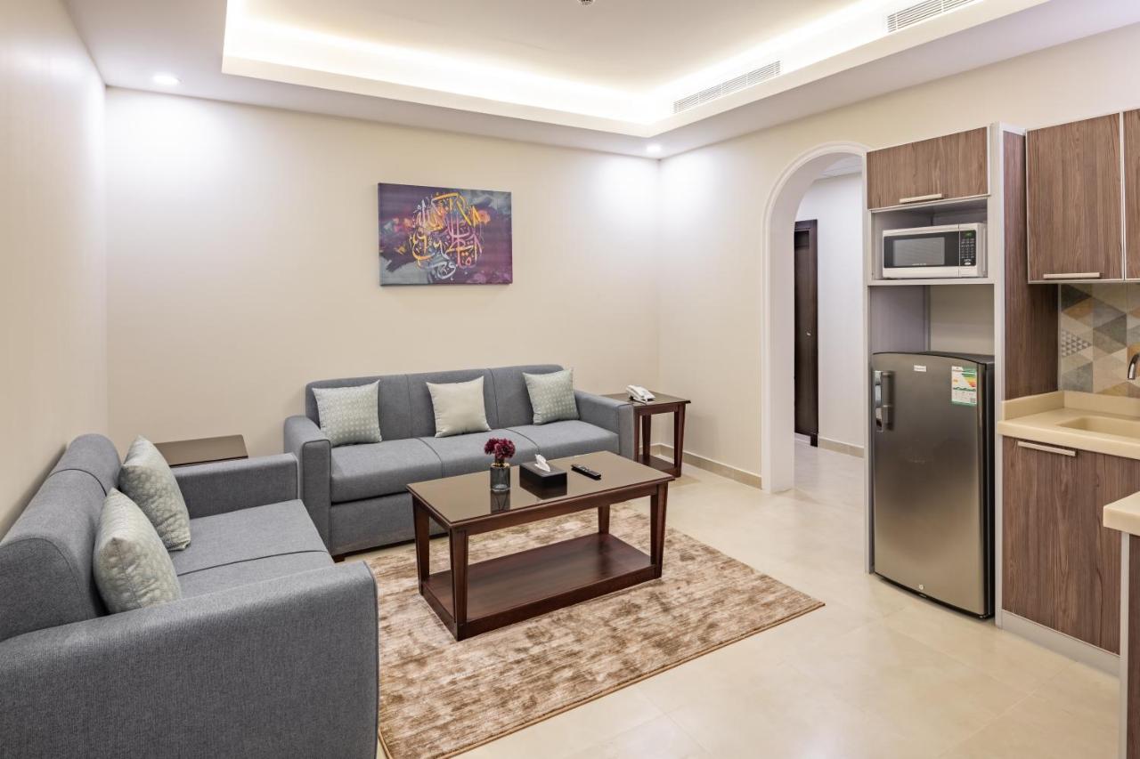 Semat ApartHotel Jeddah Bagian luar foto