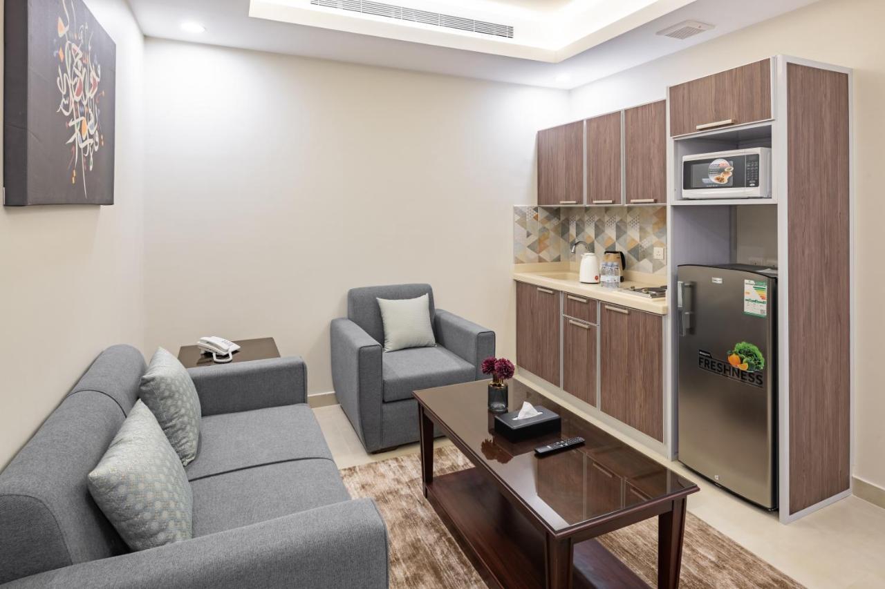 Semat ApartHotel Jeddah Bagian luar foto